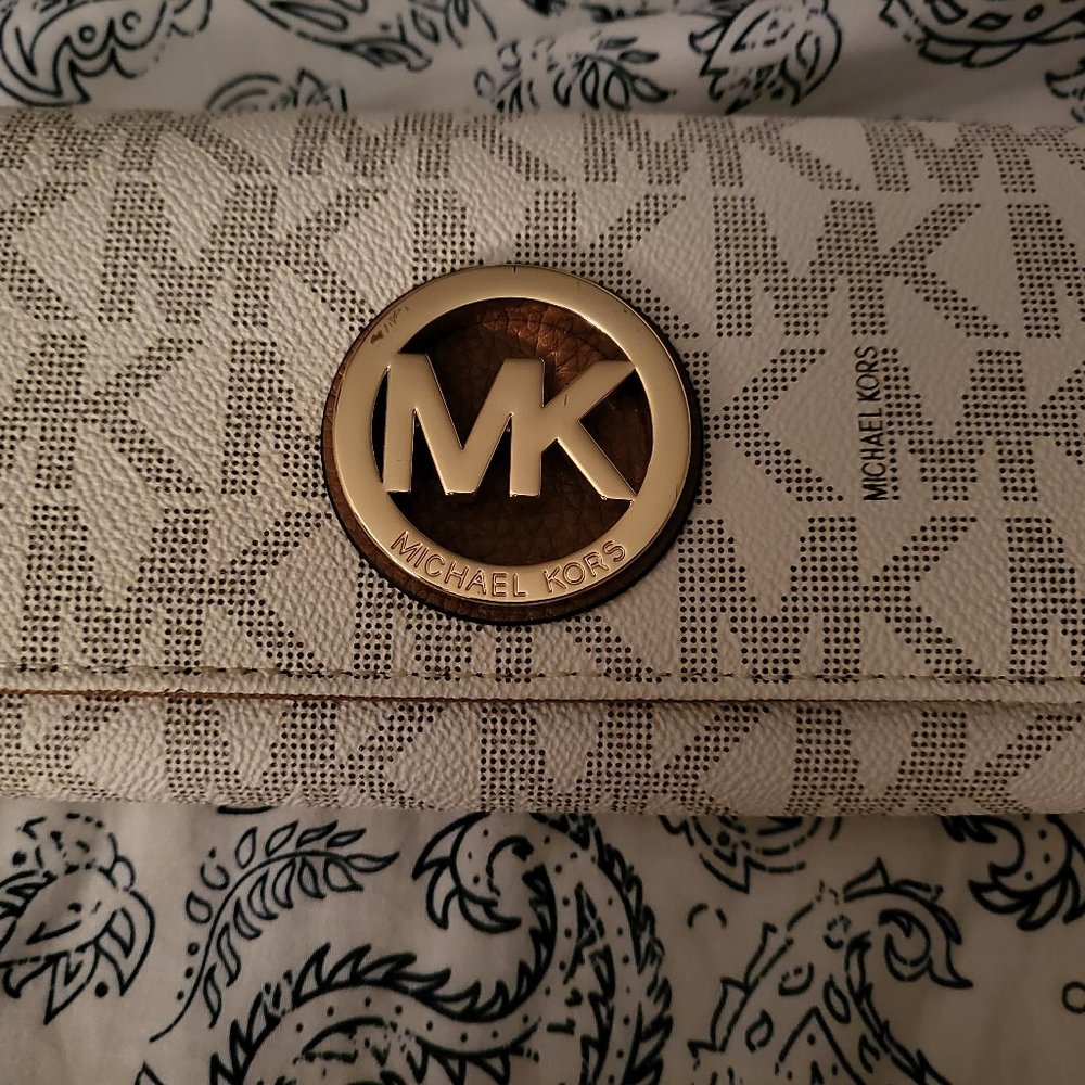 Womens wallet